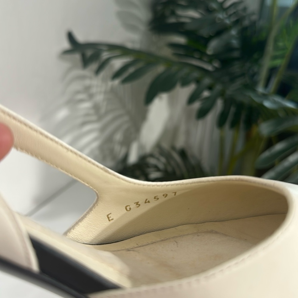 Chanel Lambskin Cap Toe Slingback Pearl Pumps size 36 - Picture 12 of 12